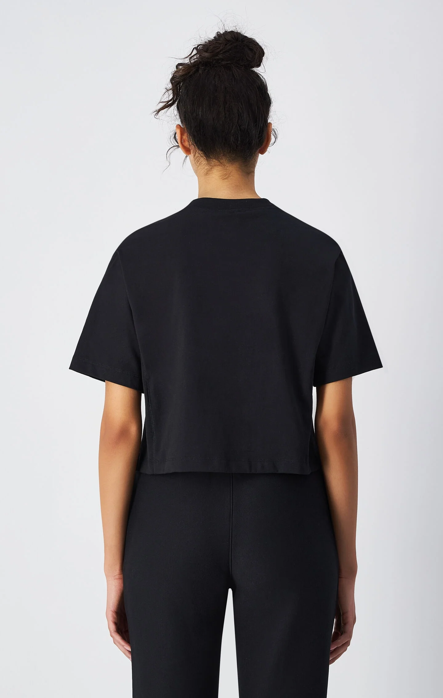 Cropped Women's T-Shirt in Heavy Cotton Jersey - Image 3