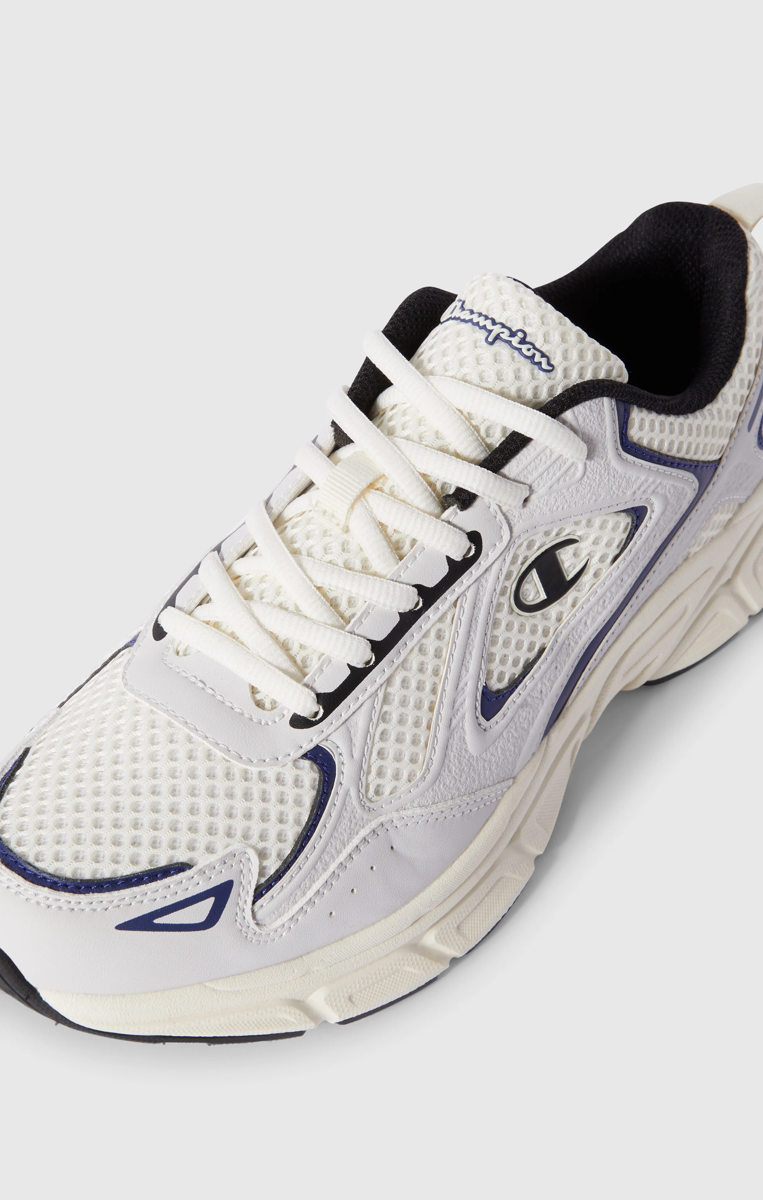 RT25 Mesh Trainers Low - Image 4
